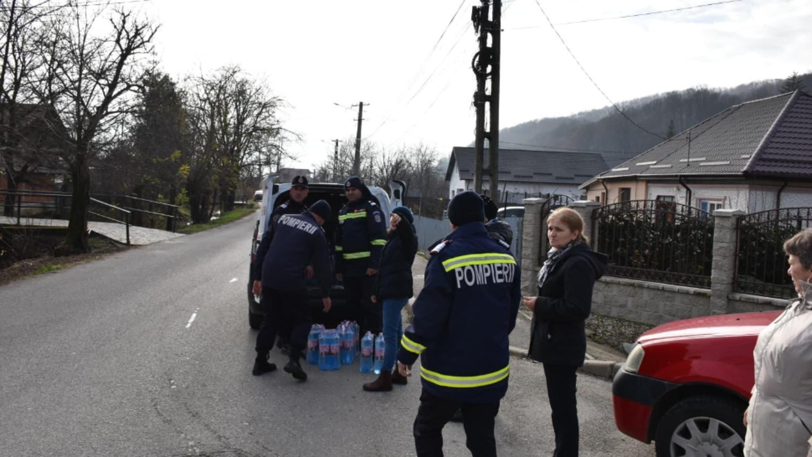 criza de apa potabila in prahova si dambovita autoritatile continua distribuirea apei catre populatie 692fcbec2b557