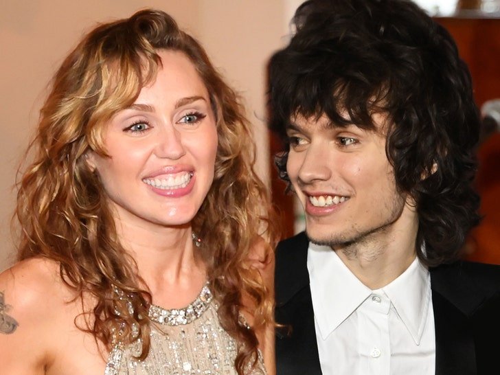 miley cyrus reportedly engaged to maxx morando 692f241305524