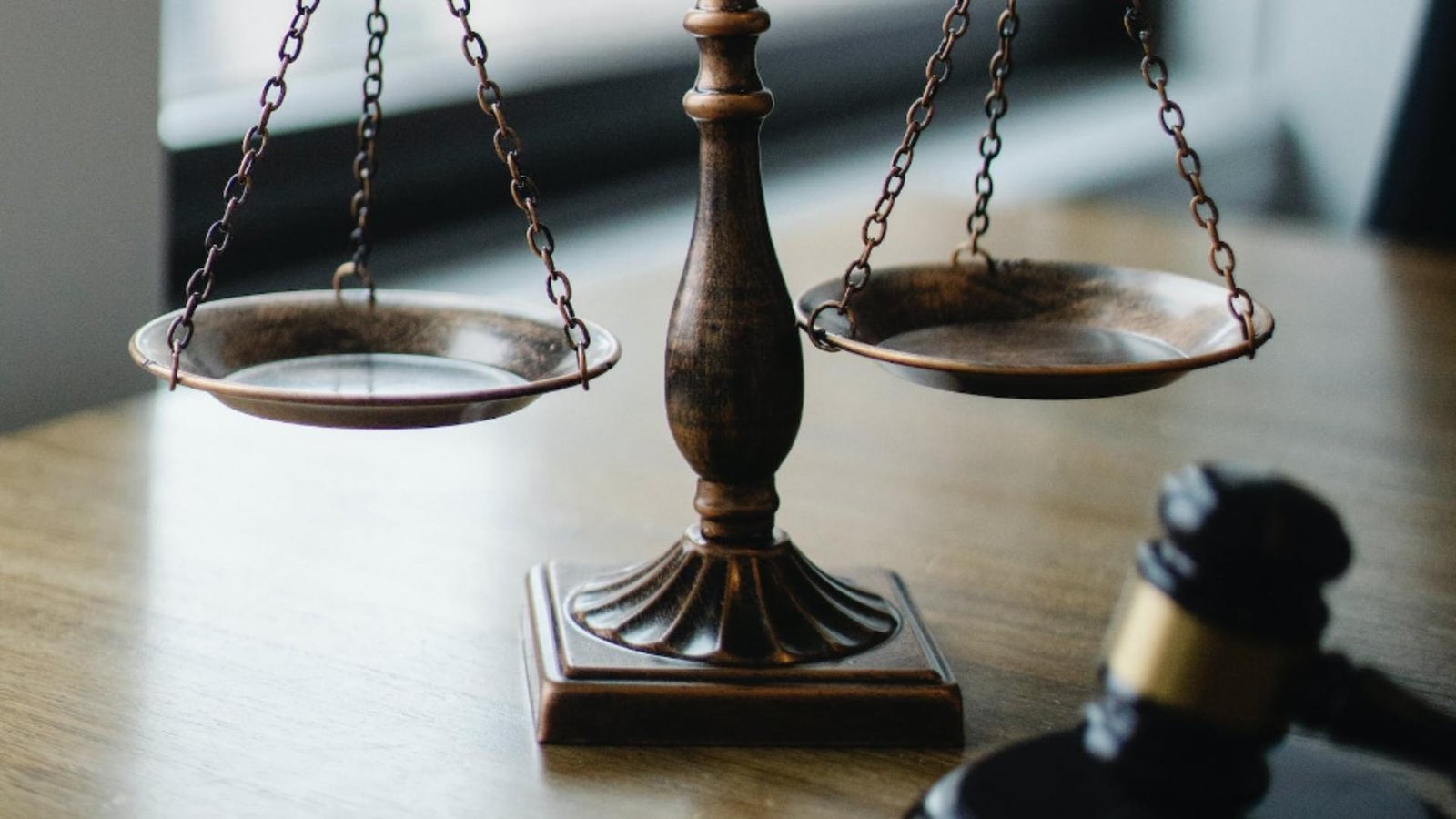 reformele lui bolojan la mana lui savonea legea pensiilor speciale ar putea ajunge din nou pe masa ccr 69328c63df078